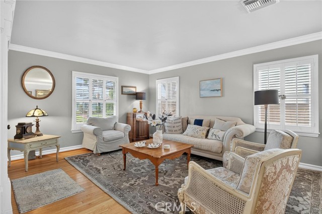 Detail Gallery Image 8 of 44 For 1508 Beech Ave, Torrance,  CA 90501 - 3 Beds | 3 Baths