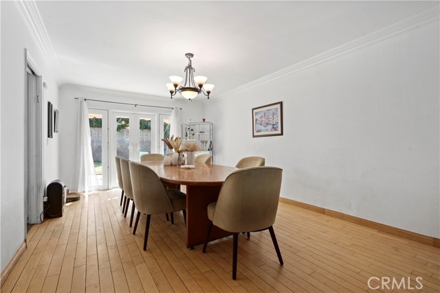 5960 Wilksinon Ave, North Hollywood CA: https://media.crmls.org/medias/0bcbed55-0e54-44d0-8854-0bce65c21373.jpg