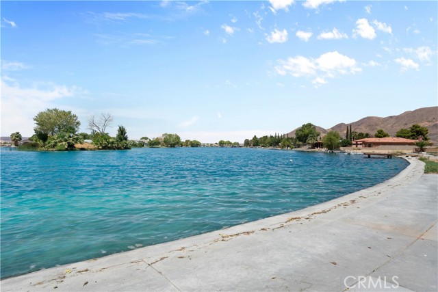 39581 Mountain View Road, Yermo CA: https://media.crmls.org/medias/0bccc820-683d-4ebf-88aa-8f8f2328d57d.jpg
