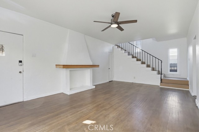 Detail Gallery Image 4 of 38 For 1527 E 3rd #1531,  Long Beach,  CA 90802 - 2 Beds | 1 Baths