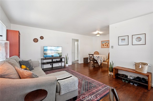 3700 W 147th Street, Hawthorne CA: https://media.crmls.org/medias/0bcd4c43-3a27-4665-9364-6f6f531e2ed4.jpg