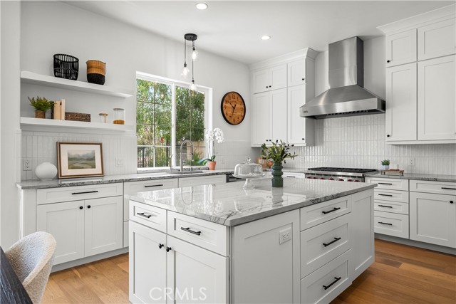 26814 Fairlain Drive, Valencia CA: https://media.crmls.org/medias/0bce7515-e790-42b2-966b-e16aa9e587d0.jpg