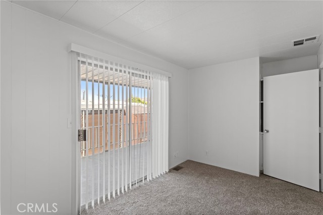 11050 Bryant Street, Yucaipa CA: https://media.crmls.org/medias/0bce9eaa-4fd3-4a67-8c1f-ab447da9f52f.jpg