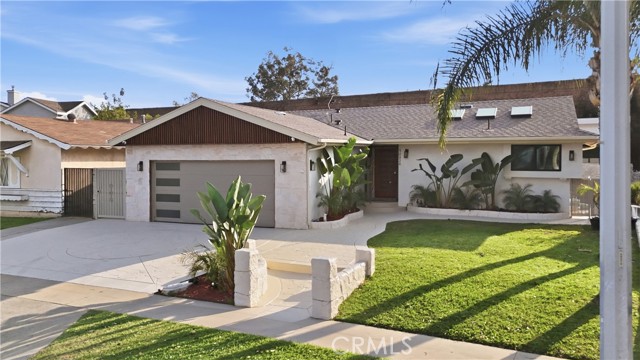 Detail Gallery Image 4 of 75 For 14926 Binney, Hacienda Heights,  CA 91745 - 3 Beds | 2 Baths