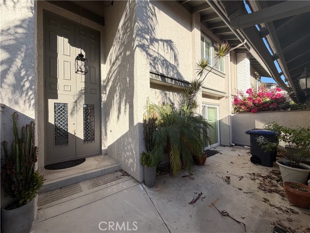 6519 E E Paseo Diego, Anaheim Hills CA: https://media.crmls.org/medias/0bcfaf6d-2761-460e-beff-943ee0f99ef9.jpg