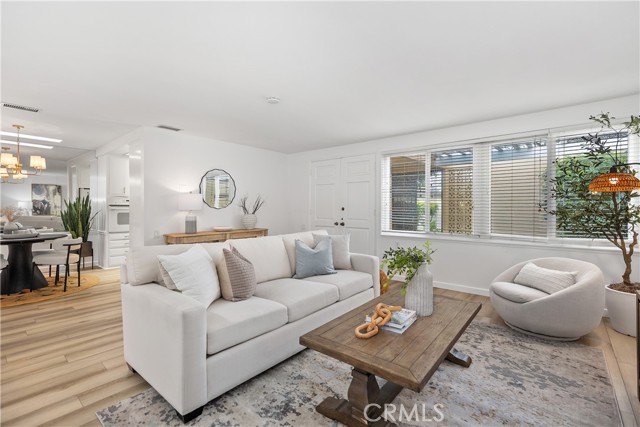 Front Image Thumbnail for CRNP26037794