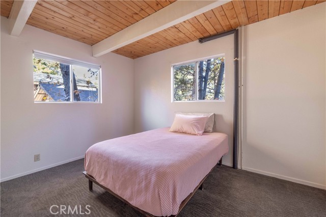 Detail Gallery Image 13 of 36 For 851 Maple Ln, Sugarloaf,  CA 92386 - 2 Beds | 2 Baths