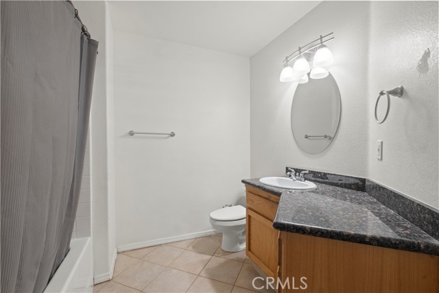 Detail Gallery Image 14 of 22 For 8849 Glade Avenue, California City,  CA 93505 - 3 Beds | 2 Baths