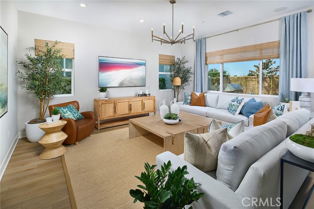 Detail Gallery Image 6 of 31 For 11515 Grovedale Dr, Whittier,  CA 90604 - 6 Beds | 4/1 Baths