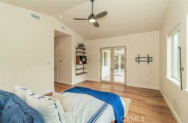 1562 N Empire Lane, Clovis CA: https://media.crmls.org/medias/0bd15095-66a8-4852-b777-d4c428a7901a.jpg