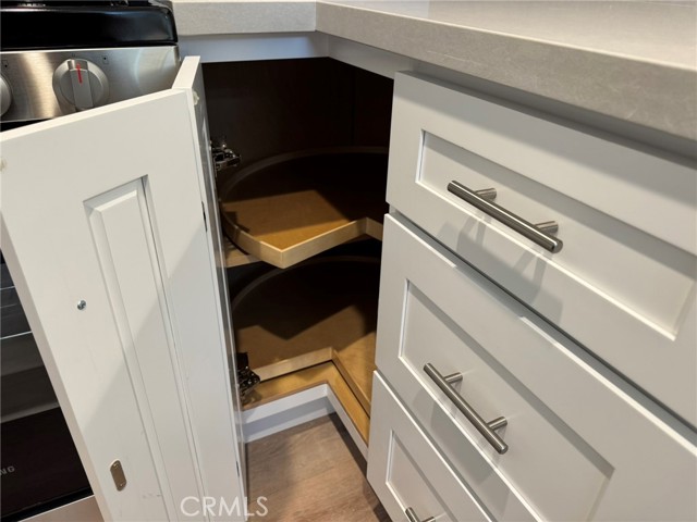 Detail Gallery Image 9 of 47 For 700 W 3rd, Santa Ana,  CA 92701 - 2 Beds | 2 Baths