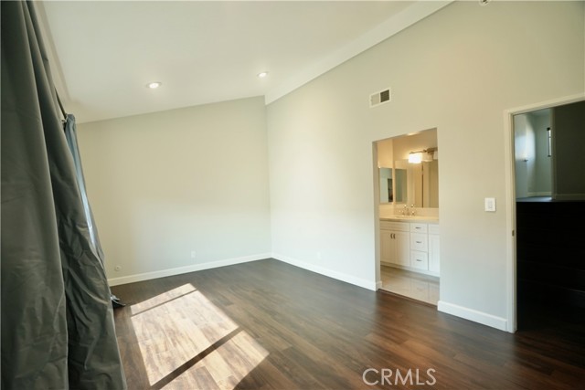 Detail Gallery Image 22 of 48 For 220 N Moore Ave #D,  Monterey Park,  CA 91754 - 3 Beds | 2/1 Baths