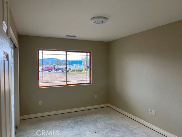 Detail Gallery Image 14 of 18 For 14755 Juniper St, Hesperia,  CA 92345 - 4 Beds | 2/1 Baths