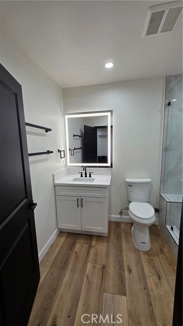 Detail Gallery Image 4 of 7 For 7047 1/2 Nestle Ave, Reseda,  CA 91335 - 1 Beds | 1 Baths