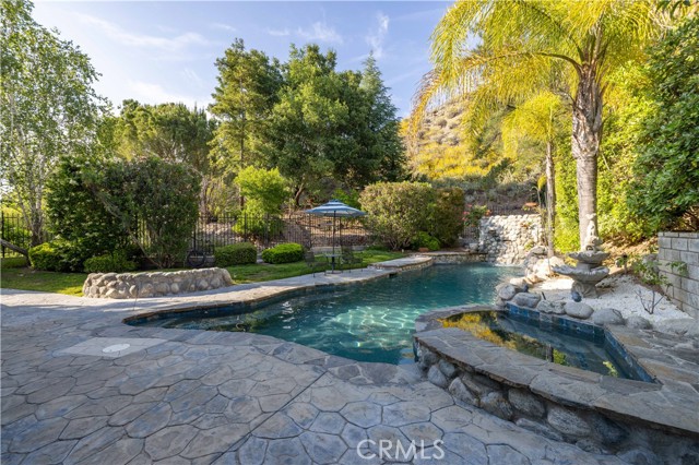 Detail Gallery Image 55 of 73 For 14523 Grandifloras Rd, Canyon Country,  CA 91387 - 6 Beds | 3 Baths