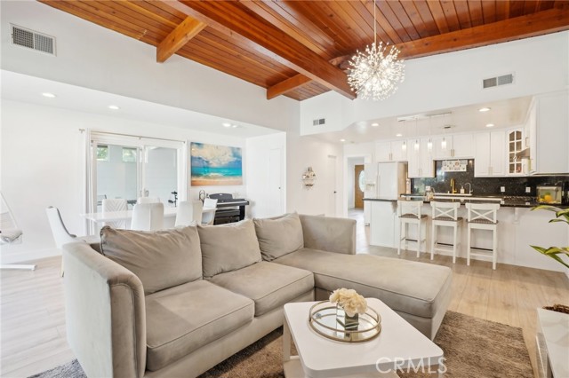 1721 S 3rd Avenue, Arcadia CA: https://media.crmls.org/medias/0bd3e3f9-c587-441f-b679-549f30afc4ce.jpg