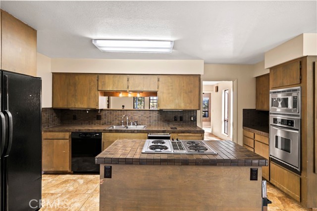 6357 County Road 48, Willows CA: https://media.crmls.org/medias/0bd3ec02-d6d7-4736-98ff-30722c4be762.jpg