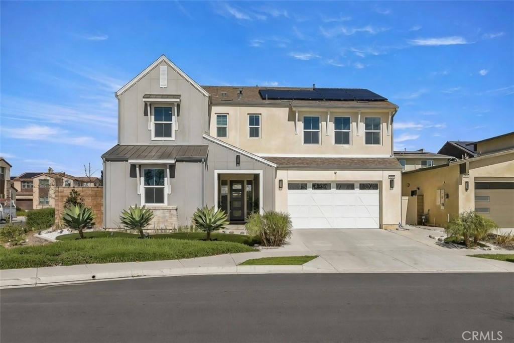 2605 E Tatum