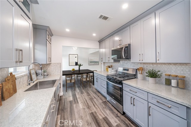 Detail Gallery Image 8 of 28 For 565 E 40th St, San Bernardino,  CA 92404 - 3 Beds | 2 Baths