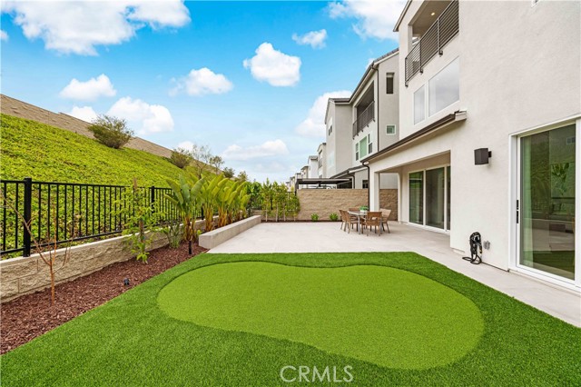 281 Burwood, Lake Forest CA: https://media.crmls.org/medias/0bd507d1-5a9f-4d5b-8bad-22bcd26b9235.jpg