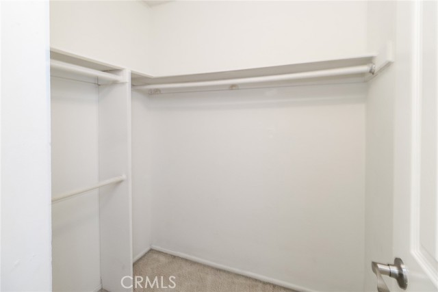 345 Jeremiah Drive, Simi Valley CA: https://media.crmls.org/medias/0bd511d9-5c4a-4ac8-a035-04bcebe443bc.jpg