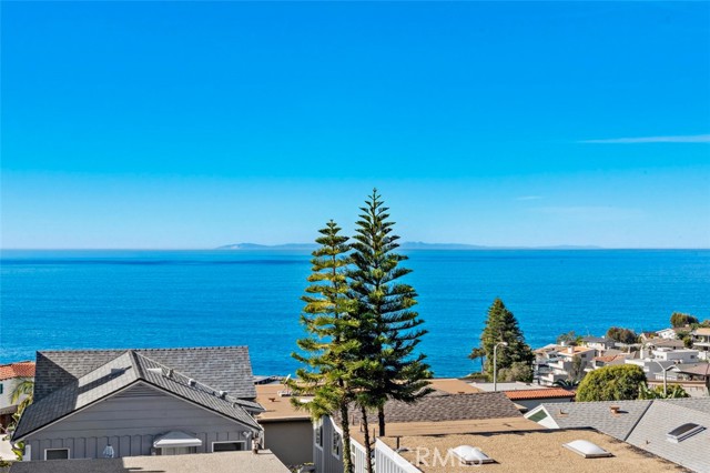 2944 TERRY Road, Laguna Beach CA: https://media.crmls.org/medias/0bd5cd2e-fe78-4380-9597-ded18e86139d.jpg
