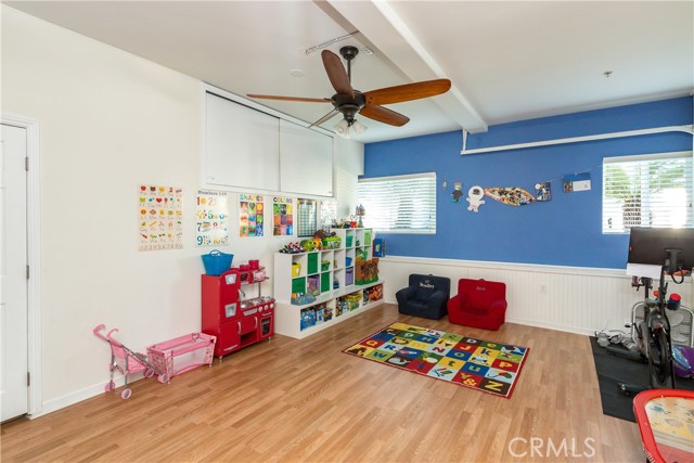 1930 Gates Avenue, Redondo Beach, California 90278, 4 Bedrooms Bedrooms, ,2 BathroomsBathrooms,Residential,Sold,Gates,SB17239124