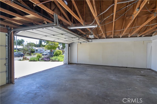 Detail Gallery Image 25 of 29 For 10611 Jordan Ave, Chatsworth,  CA 91311 - 3 Beds | 2/1 Baths