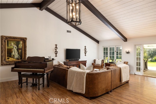 Detail Gallery Image 6 of 35 For 24972 Buckboard, Laguna Hills,  CA 92653 - 4 Beds | 3 Baths