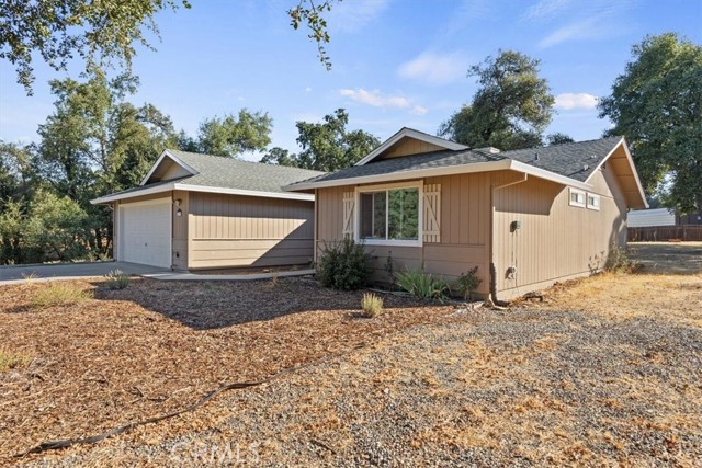 Detail Gallery Image 3 of 29 For 18335 Shelter Haven Ct, Cottonwood,  CA 96022 - 3 Beds | 2 Baths