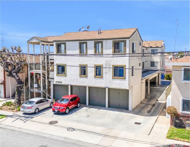 Detail Gallery Image 3 of 25 For 11943 Grevillea Ave, Hawthorne,  CA 90250 - – Beds | – Baths