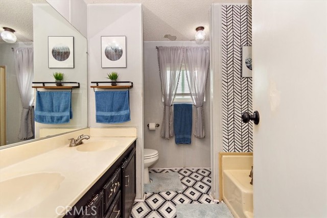 Detail Gallery Image 18 of 29 For 10160 Stageline St, Corona,  CA 92883 - 3 Beds | 2 Baths