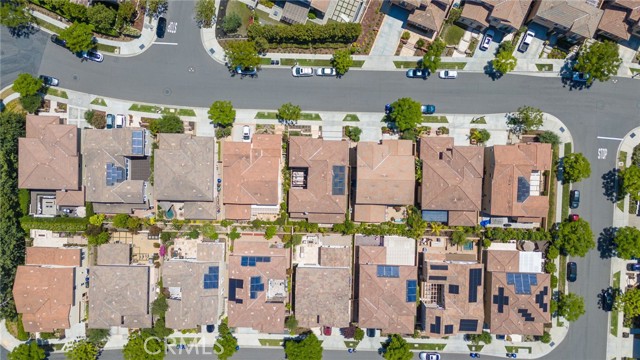 18 Goldenrod, Lake Forest CA: https://media.crmls.org/medias/0bd9072c-89b4-4025-98d3-be57bc295271.jpg