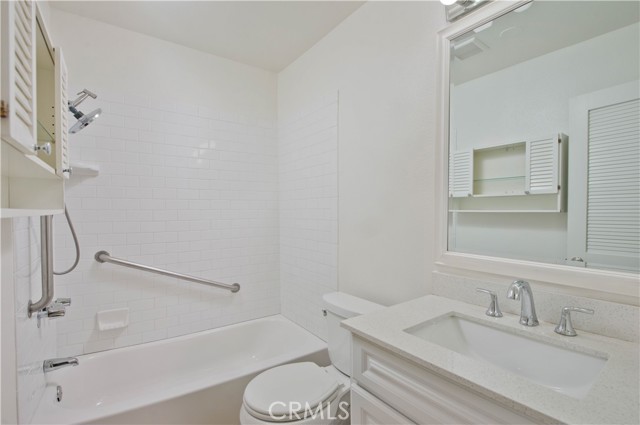 Detail Gallery Image 11 of 23 For 18645 Hatteras St #131,  Tarzana,  CA 91356 - 1 Beds | 1 Baths