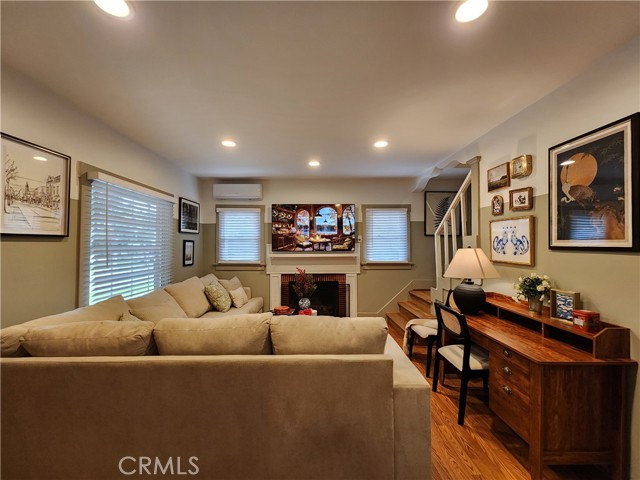 265 N Mar Vista Avenue, Pasadena CA: https://media.crmls.org/medias/0bda13e8-952c-4513-8af4-b88bcbe2ad01.jpg