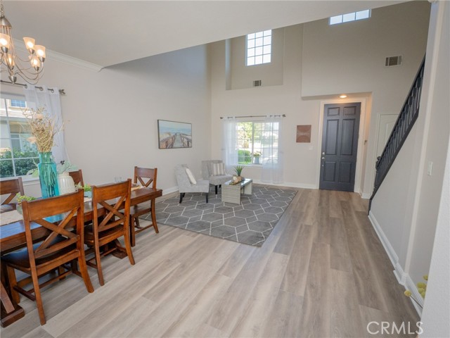 Detail Gallery Image 4 of 71 For 10536 Cole Rd, Whittier,  CA 90604 - 5 Beds | 2/1 Baths