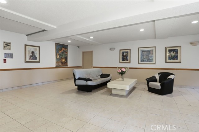 5400 Lindley Avenue, 121 photo 29