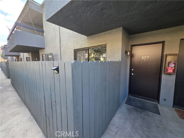 Detail Gallery Image 18 of 20 For 6911 Woodley #107,  Van Nuys,  CA 91406 - 1 Beds | 1 Baths