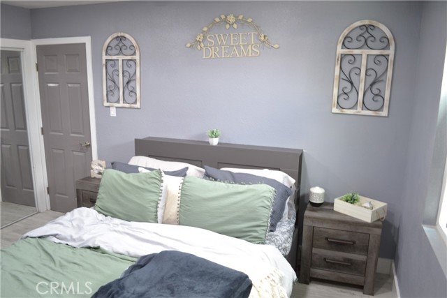 11068 Penrose, Sun Valley CA: https://media.crmls.org/medias/0bdabc51-c301-4e5f-9988-ea8c57527025.jpg