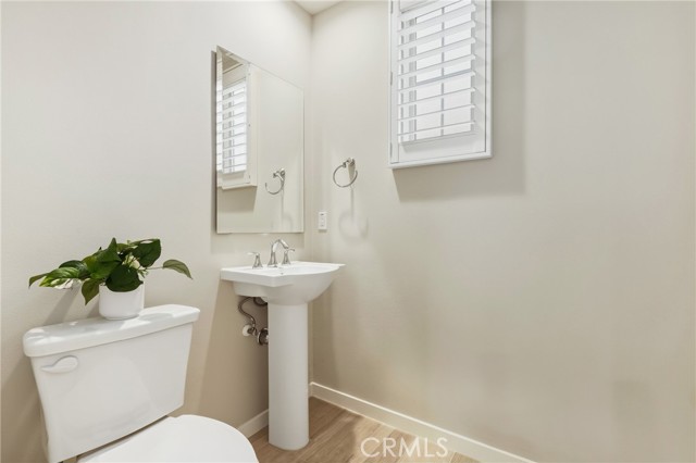 Detail Gallery Image 12 of 56 For 147 Excursion, Irvine,  CA 92618 - 3 Beds | 2/1 Baths