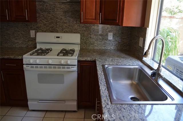 2031 Pepperwood Lane, Duarte CA: https://media.crmls.org/medias/0bdb50c6-dbae-4c4c-bce1-6e67289558dd.jpg