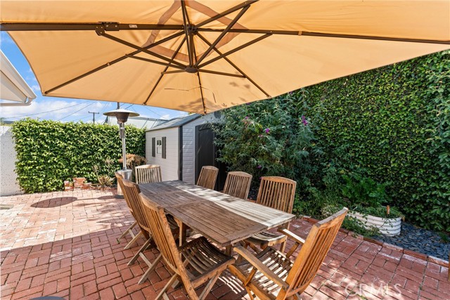 2924 Royal Palm Drive, Costa Mesa CA: https://media.crmls.org/medias/0bdb744c-ef80-4655-8f8a-dd6f0e2973d9.jpg