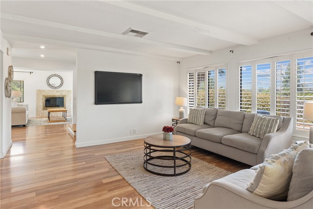 Detail Gallery Image 12 of 56 For 30276 via Val Verde, Temecula,  CA 92591 - 4 Beds | 2 Baths