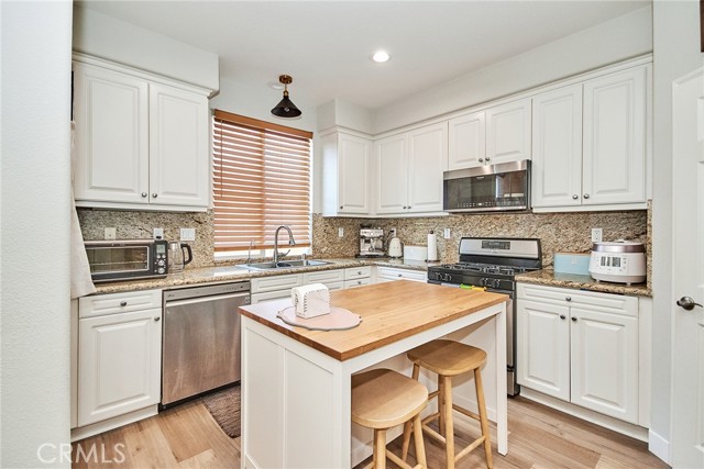 Detail Gallery Image 22 of 32 For 89 Liberty St, Tustin,  CA 92782 - 3 Beds | 3/1 Baths