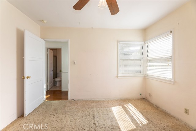 3139 Chestnut Avenue, Long Beach CA: https://media.crmls.org/medias/0bdc30d0-d41f-4784-bed4-f02a82de0364.jpg
