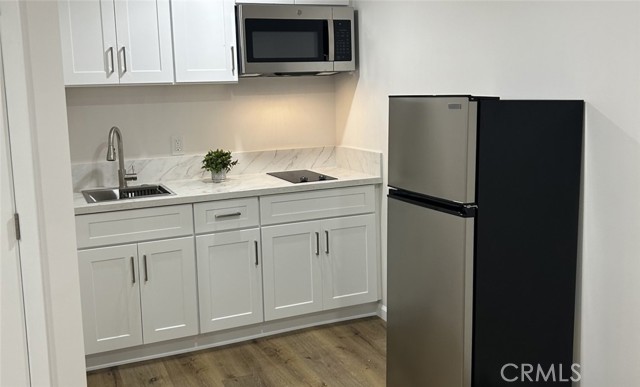 Detail Gallery Image 6 of 8 For 127 N Canyon Bld, Monrovia,  CA 91016 - 0 Beds | 1 Baths