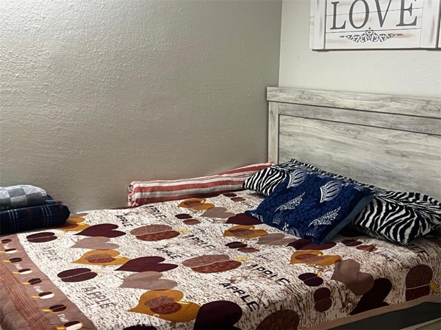 Detail Gallery Image 12 of 26 For 2195 E 19th St, San Bernardino,  CA 92404 - – Beds | – Baths