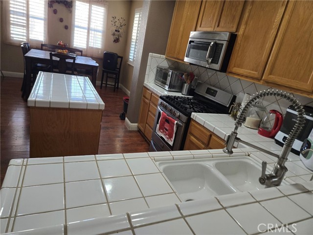 Detail Gallery Image 12 of 15 For 435 Petunia Ct, Merced,  CA 95341 - 3 Beds | 2 Baths