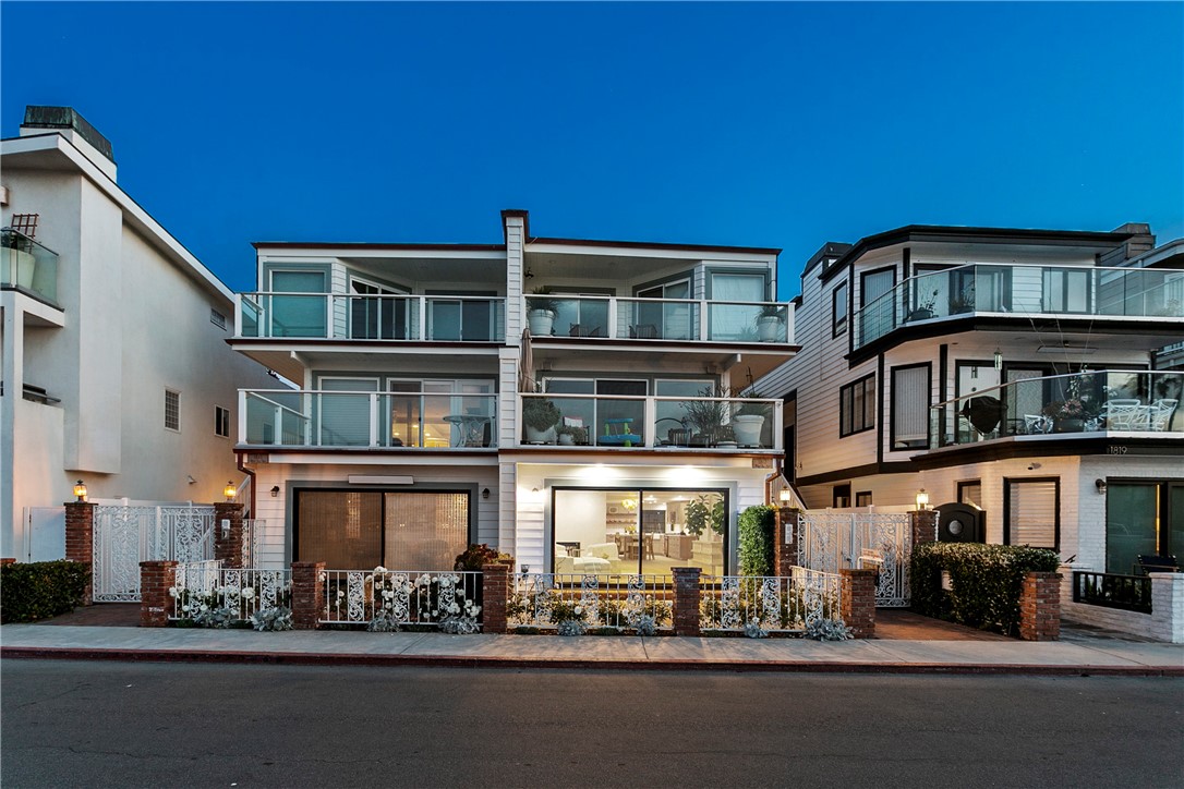Detail Gallery Image 37 of 39 For 1817 W Bay Ave #3,  Newport Beach,  CA 92663 - 2 Beds | 2/1 Baths