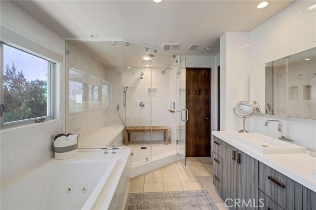 1626 1st Street, Manhattan Beach, California 90266, 5 Bedrooms Bedrooms, 0 ,6 BathroomsBathrooms,Residential,For Sale,1st,0,SB26133853